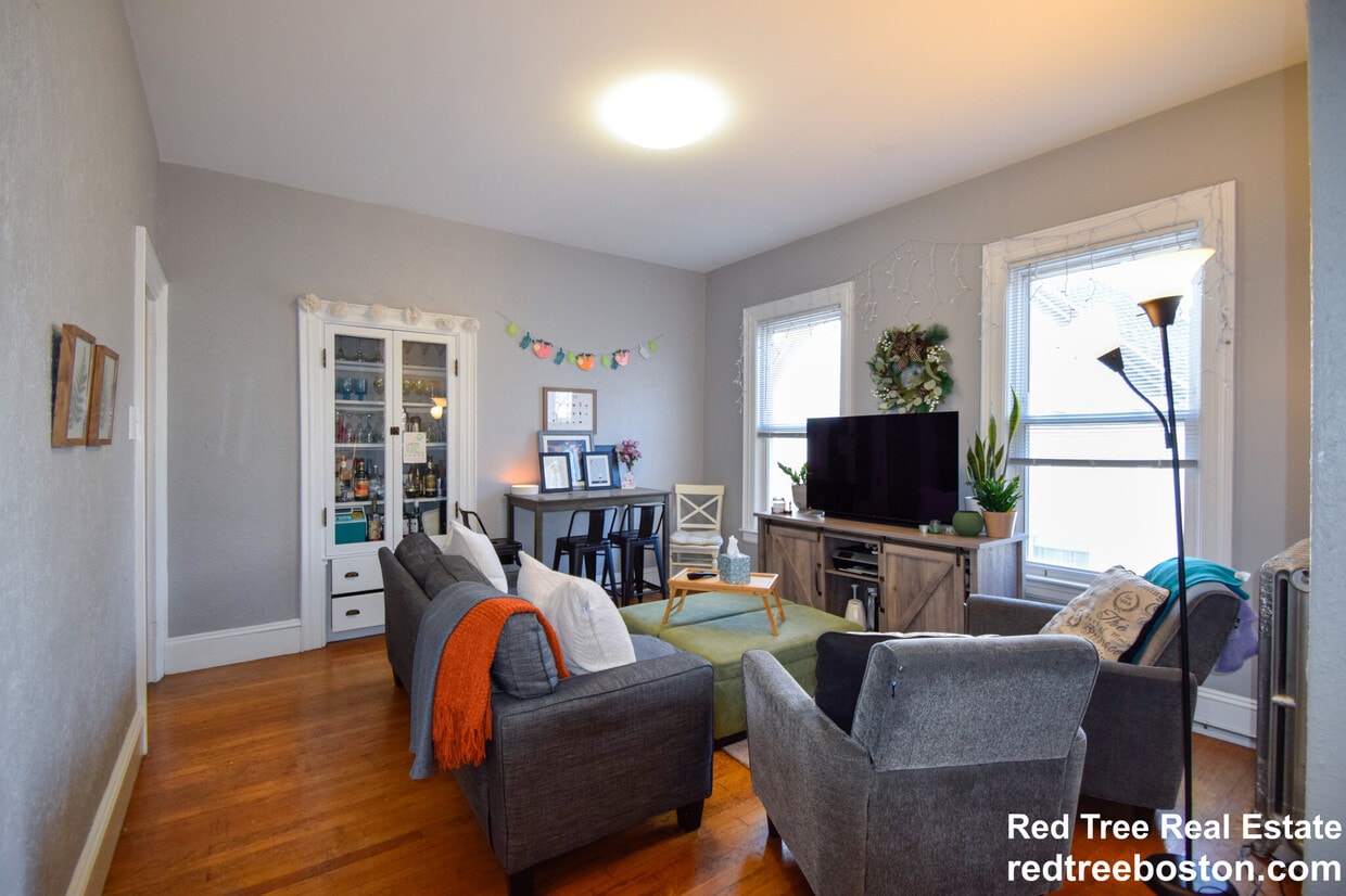 Photo - 85 Surrey St. Unit 2