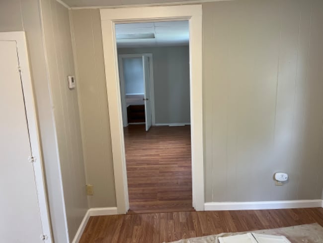 Building Photo - 846 Midkiff Dr