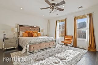 Building Photo - 2 br, 2.5 bath House - 3230 Cambrick St