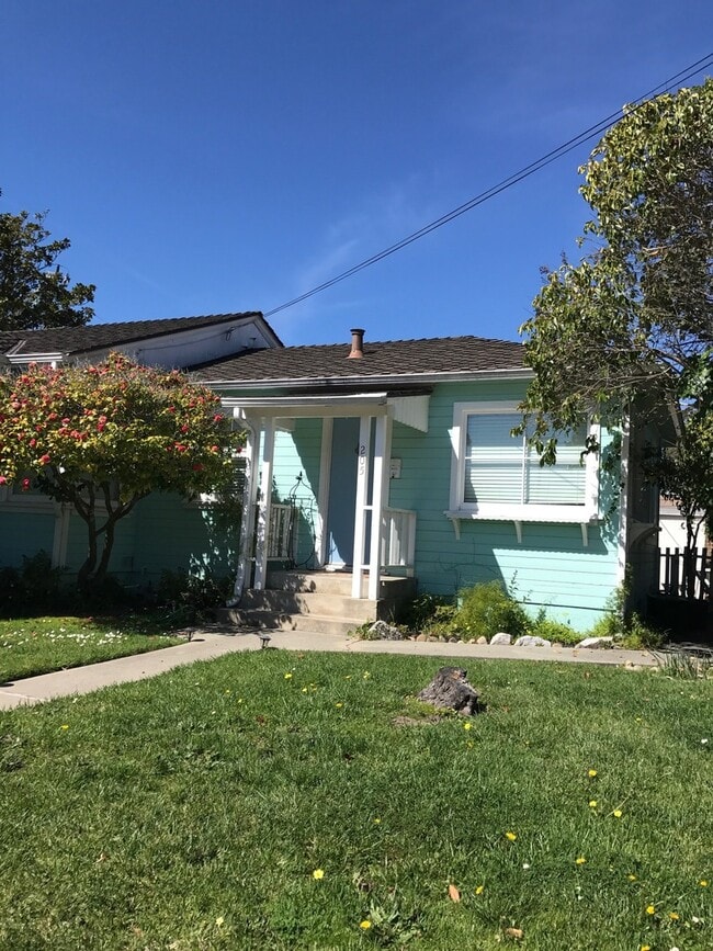 Building Photo - Sweet Seabright 1 bedroom