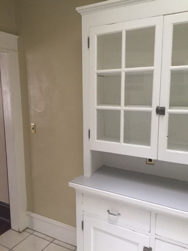 Foto del edificio - 627 1/2 8th Ave