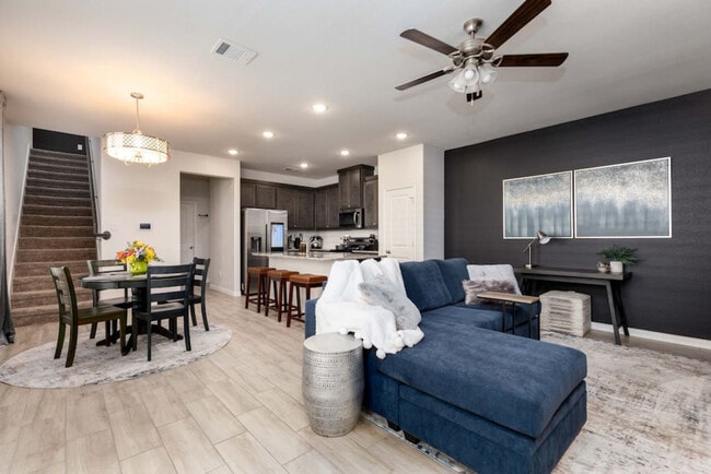 Building Photo - 6704 Farsight Dr