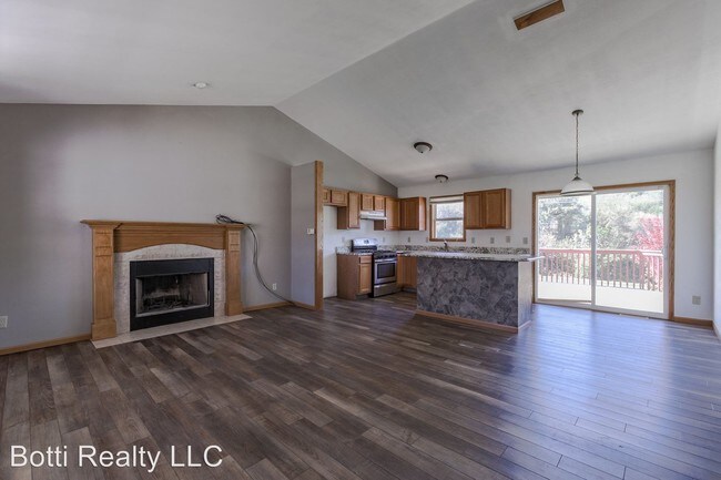 Building Photo - 4 br, 2 bath House - 2221 Maxine Lane