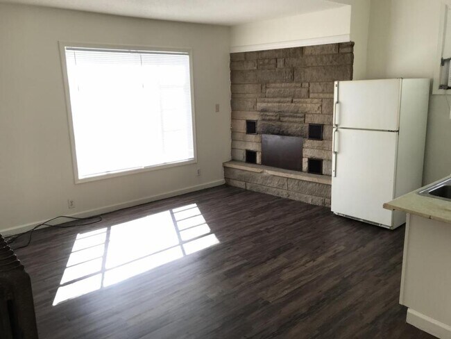 Building Photo - 49 South 19th Street