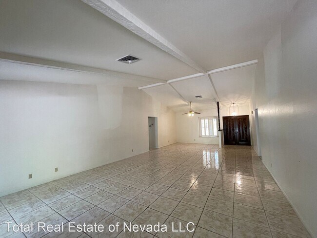 Building Photo - 3 br, 2 bath House - 3220 Calle De El Cortez