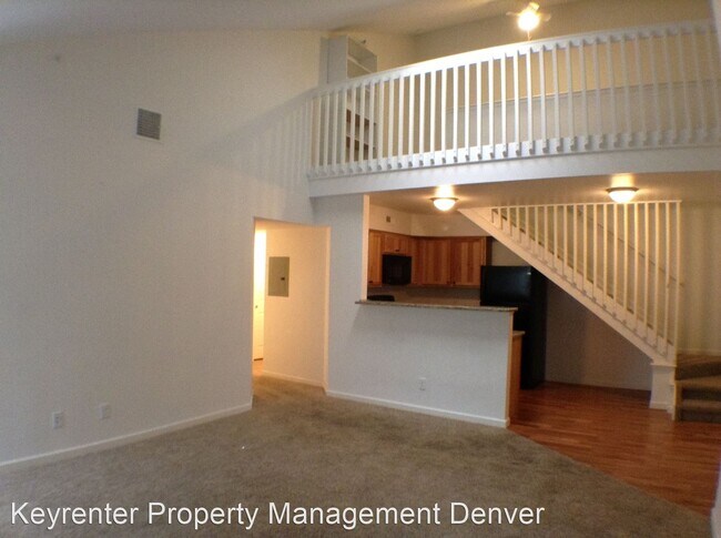 Building Photo - 2 br, 1.5 bath House - 8760 Corona St Unit...