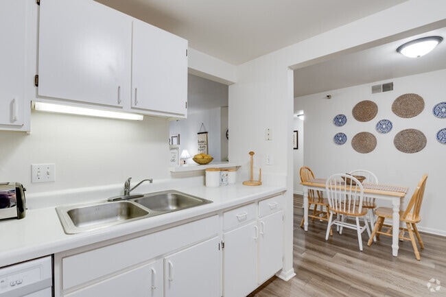 Interior Photo - Eastbrook Apartments