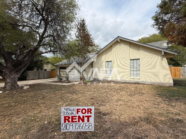 Building Photo - 6735 Stone Lake Dr