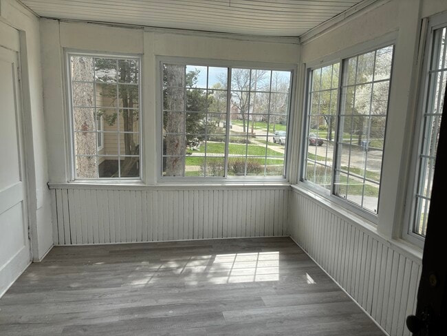 Building Photo - 2303 Ashurst Rd