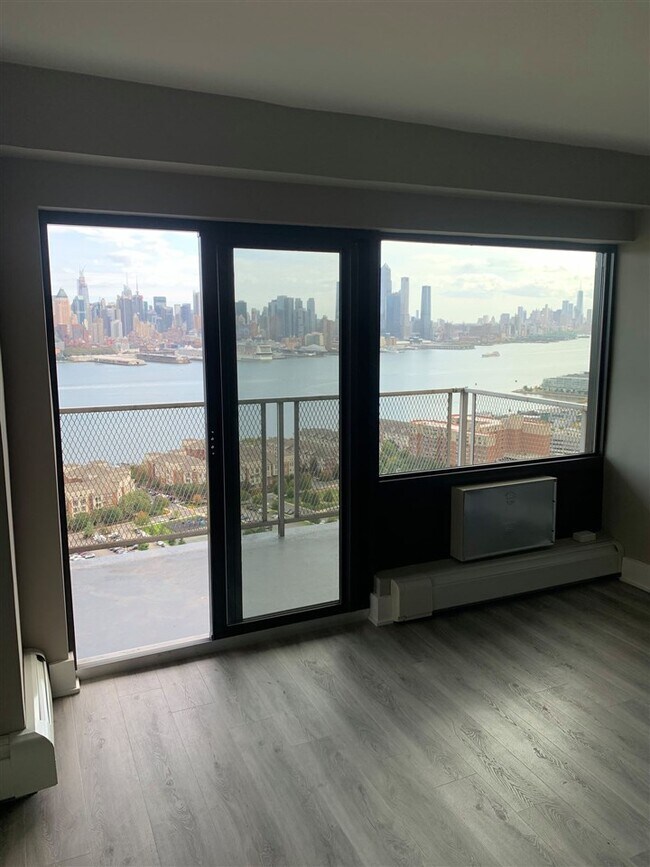 Foto del edificio - 5601 Boulevard E