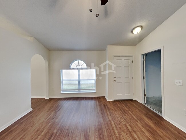 Building Photo - 30303 Pongo Way