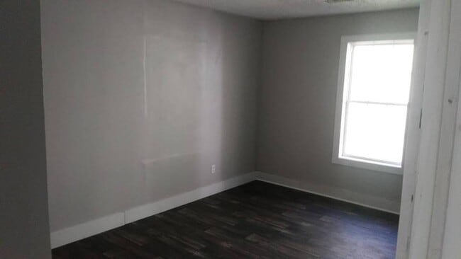 Building Photo - 332 Ridge Ave