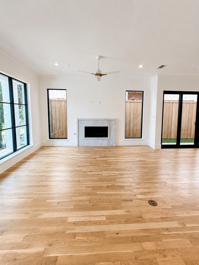 Foto del edificio - 3529 Asbury St