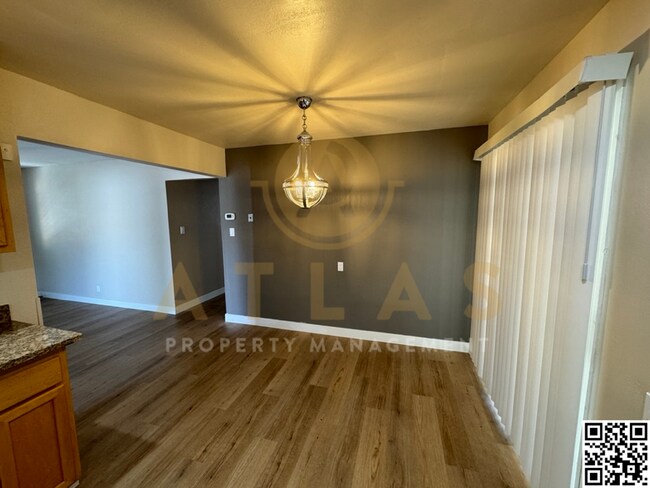 Building Photo - Spacious Serenity: 3BR/2BA at 1775 Wise Dr...