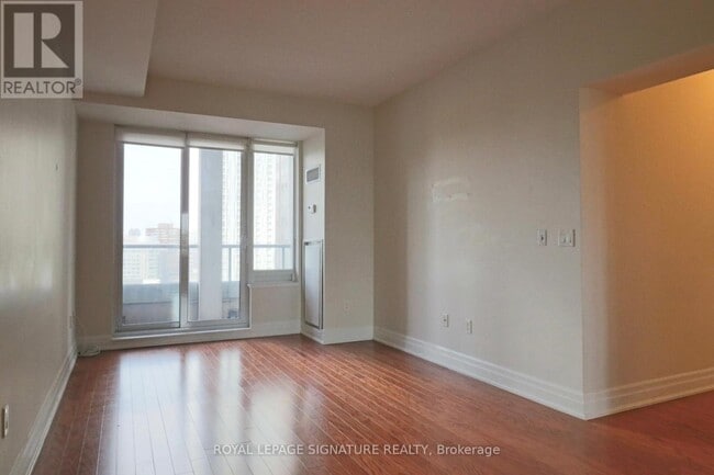 Building Photo - 35-1735 Balmuto St