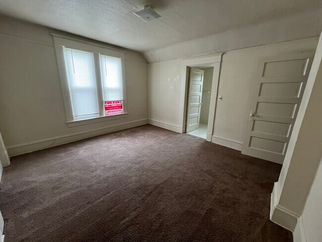 Foto del edificio - 801 8th St NE