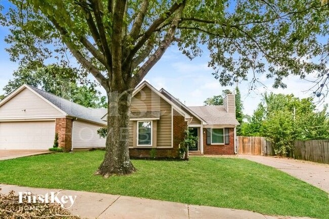 Building Photo - 7140 Maryland Ct
