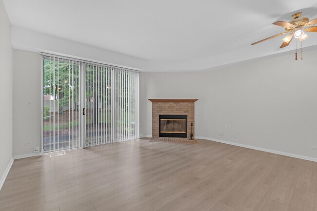 Foto del edificio - 1126 Regency Dr