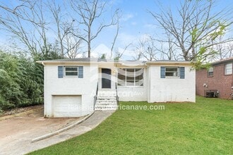 Building Photo - 1130 Linwood St