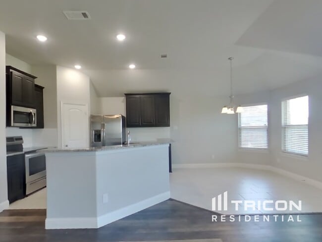 Foto del edificio - 536 Longhorn Ln