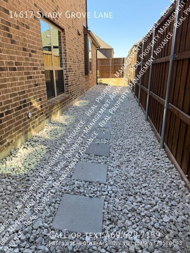 Foto del edificio - 14617 Shady Grove Ln