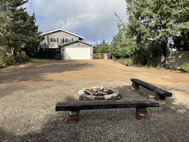 Building Photo - 373 Sand Dune Ave NW