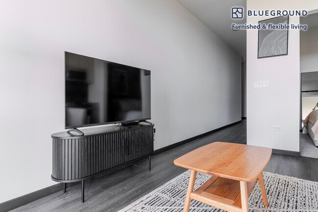 Foto del edificio - 1400 W Randolph St