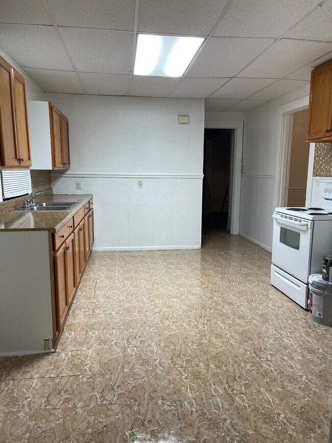 Building Photo - 715 Saint Nicholas Ave