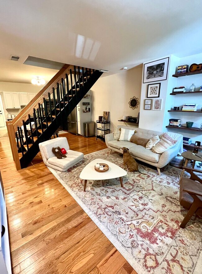 Photo - Beautiful 2-Bedroom Townhouse in Francisvi...