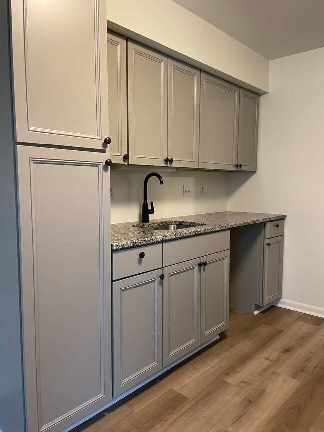 300 Chapel Ct Unit 322, Walkersville, MD 21793 Condo for Rent in Walkersville, MD