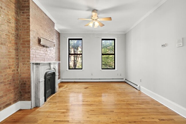 Building Photo - 227 3rd St