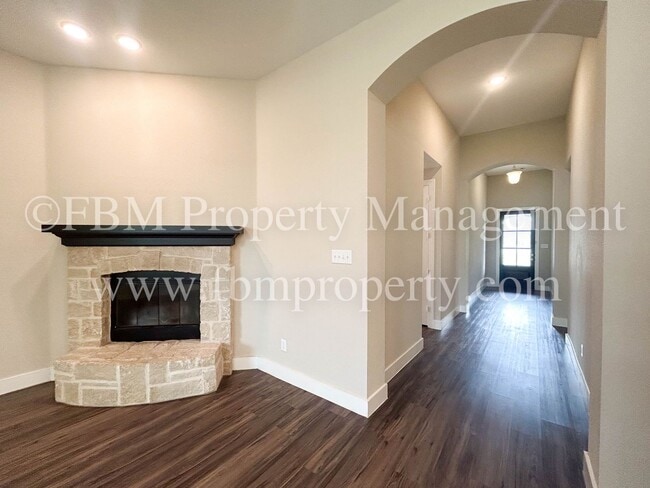 Foto del edificio - 335 Country Meadows Blvd