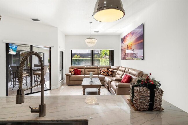 Foto del edificio - 9420 NW 18th Pl