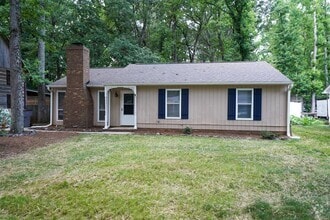 Building Photo - 5115 Walnut Grove Ln