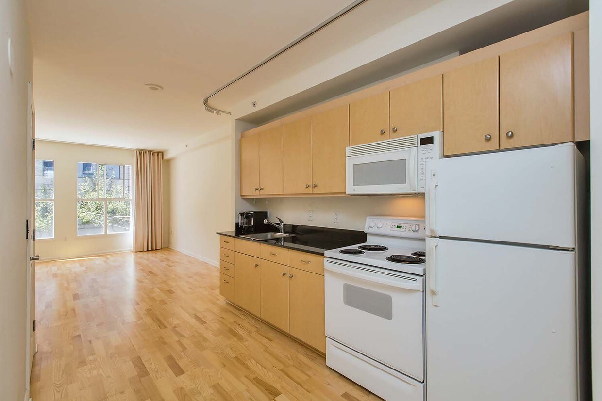 Foto principal - 140 S Van Ness Ave
