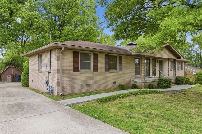 Photo - Crieve Hall Duplex House