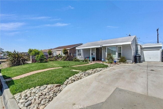 Photo - 3663 Delta Ave Townhome