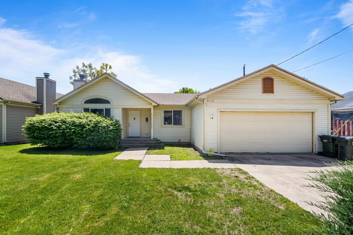 Foto principal - 913 W Eads St