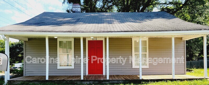 Primary Photo - 618 Gardner St