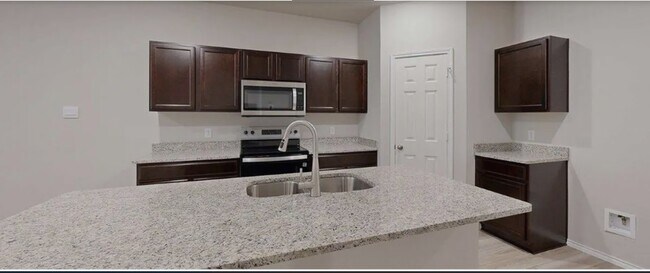 Building Photo - 1122 Stone Valley Rd