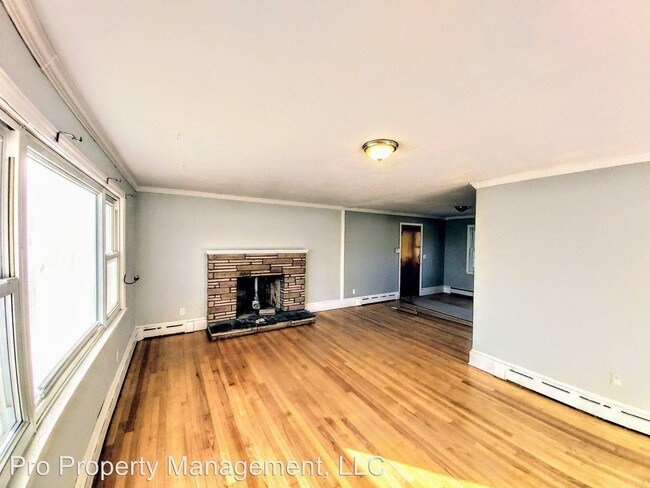 Building Photo - 6 br, 2 bath House - 280 Mapleridge Drive