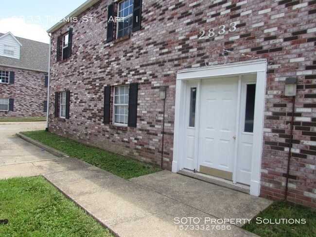 Building Photo - 2833 Themis St