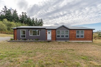 Building Photo - 3231 N Lodgepole Ln