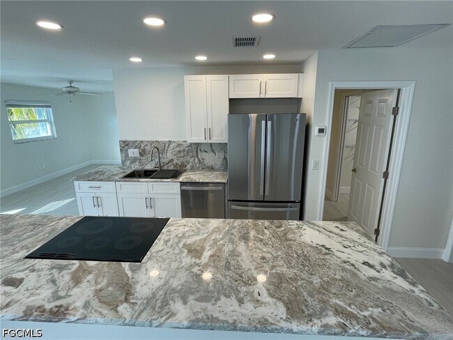 Foto del edificio - 3502 SE 22nd Pl