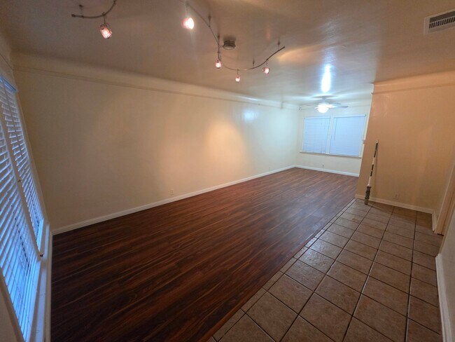 Foto del edificio - 6901 8th Ave