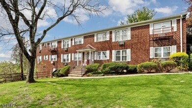 Building Photo - 100 Pierson Miller Dr