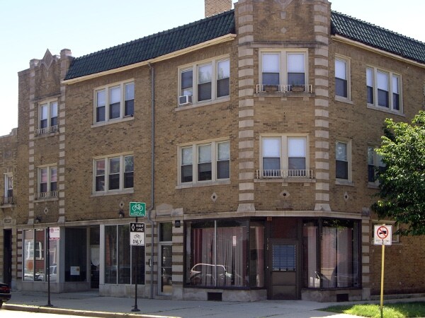 Building Photo - 5254-5258 N Damen Ave