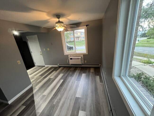 Foto del edificio - 1129 Catalpa Cir