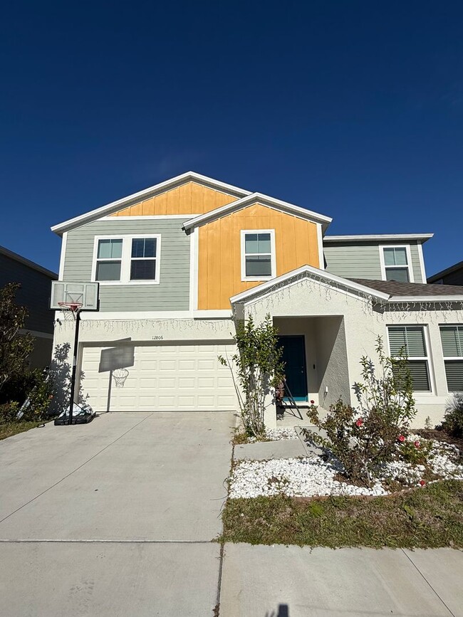 For Rent – Spacious 5-Bedroom Home in Lithia - For Rent – Spacious 5-Bedroom Home in Lithia