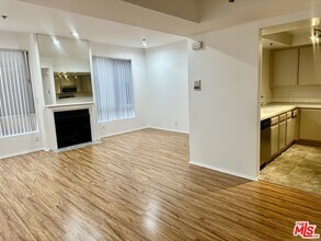 Building Photo - 8614 Burton Wy